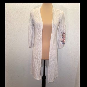 Girls Cream Cardigan w/ Stitched Flowers